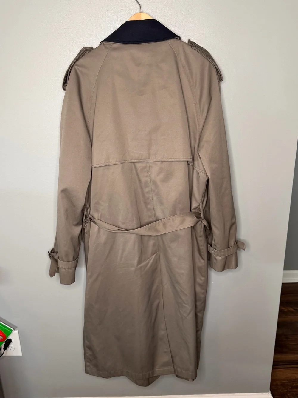 Lauren Ralph Lauren Vintage Double Breasted Trench Coat Contrast Collar Belted